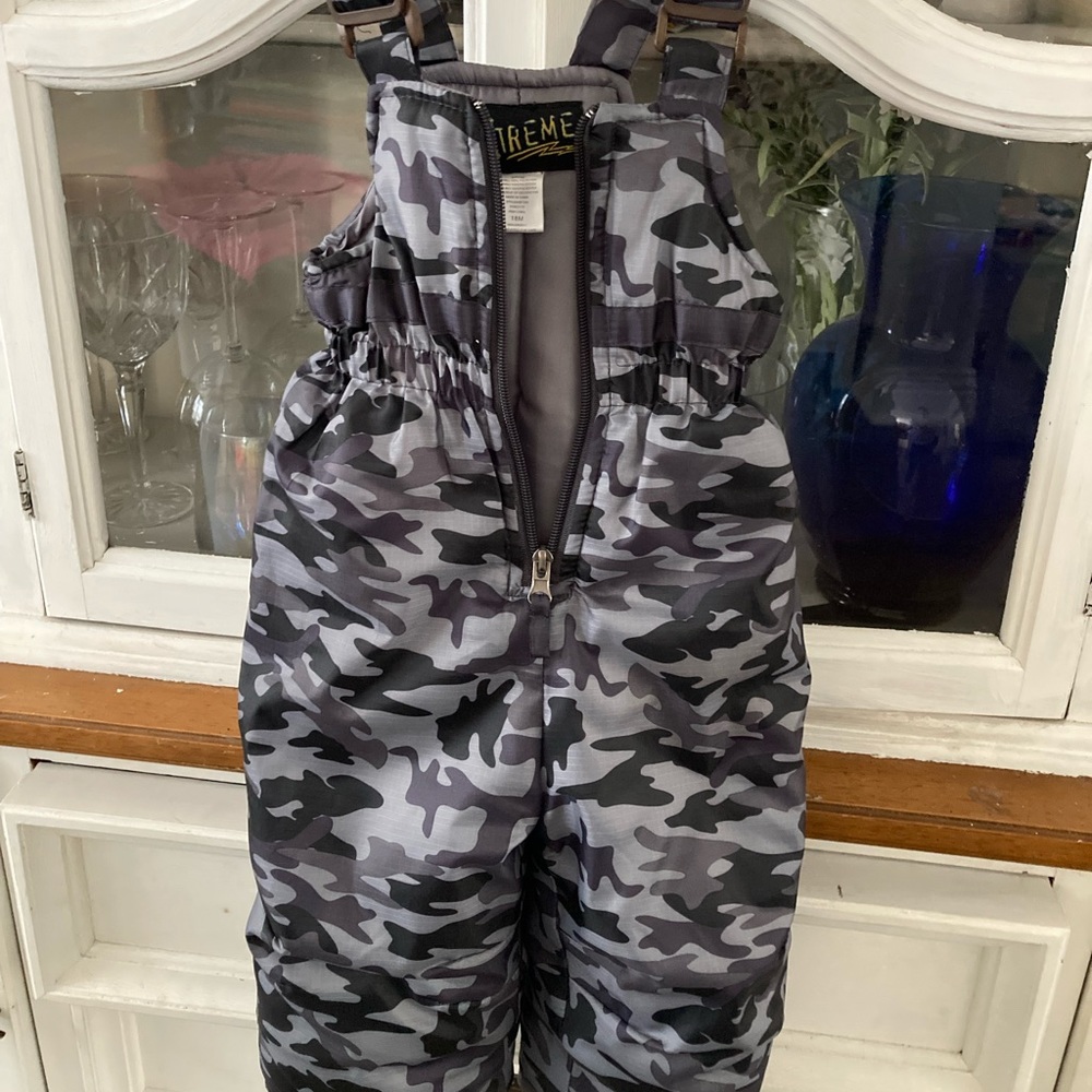 Toddler snow pants